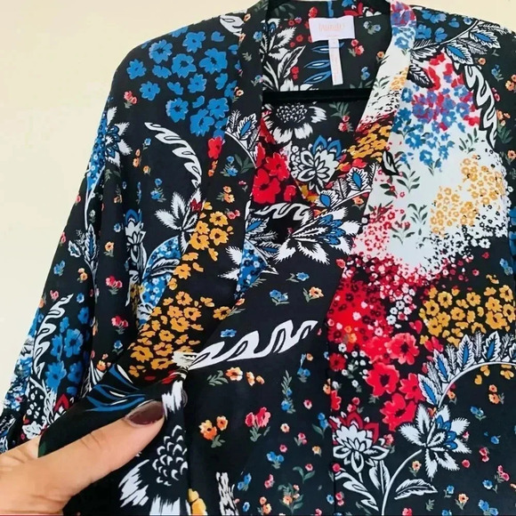 Laundry by Shelli Segal 4 Floral Ruffled Blouse - Picture 4 of 12